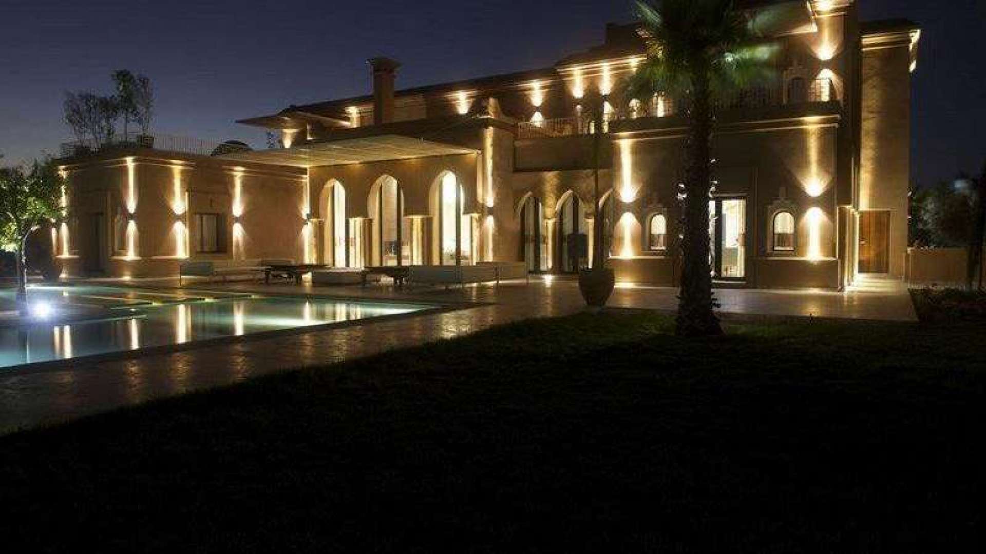 Location de vacances,Villa,Propriété privée de 6 suites avec piscine chauffée sur 1 hectare de jardin ,Marrakech,Bab Atlas