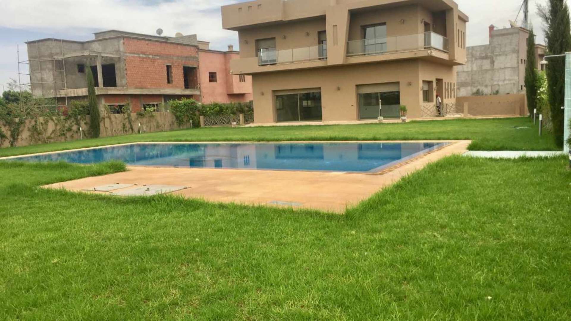Location longue durée ,Villa,Villa neuve 4 ch  piscine et jardin à 10 min. du Lycée Victor Hugo,Marrakech,Targa