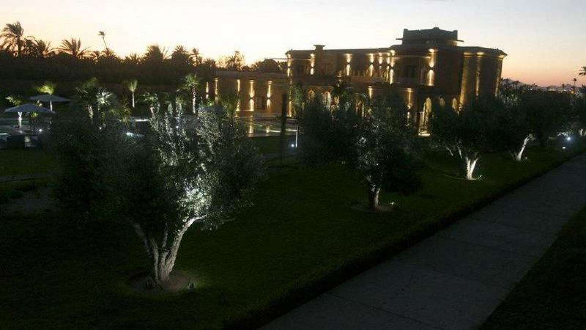 Vente,Villa,Propriété privée de 6 suites avec piscine chauffée sur 1 hectare de jardin ,Marrakech,Bab Atlas
