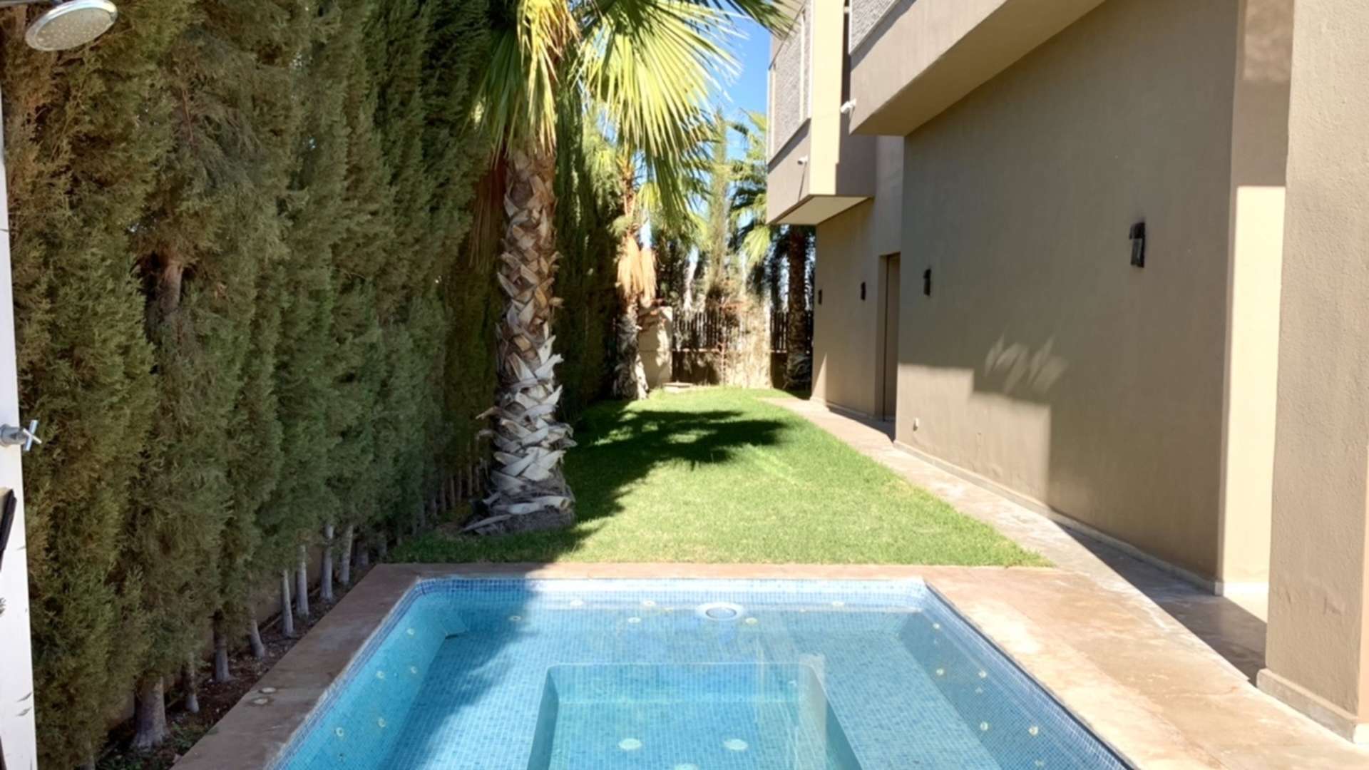 Vente,Villa,Villa de construction récente avec 4 suites piscine et jardin privés ,Marrakech,Golf Argan 