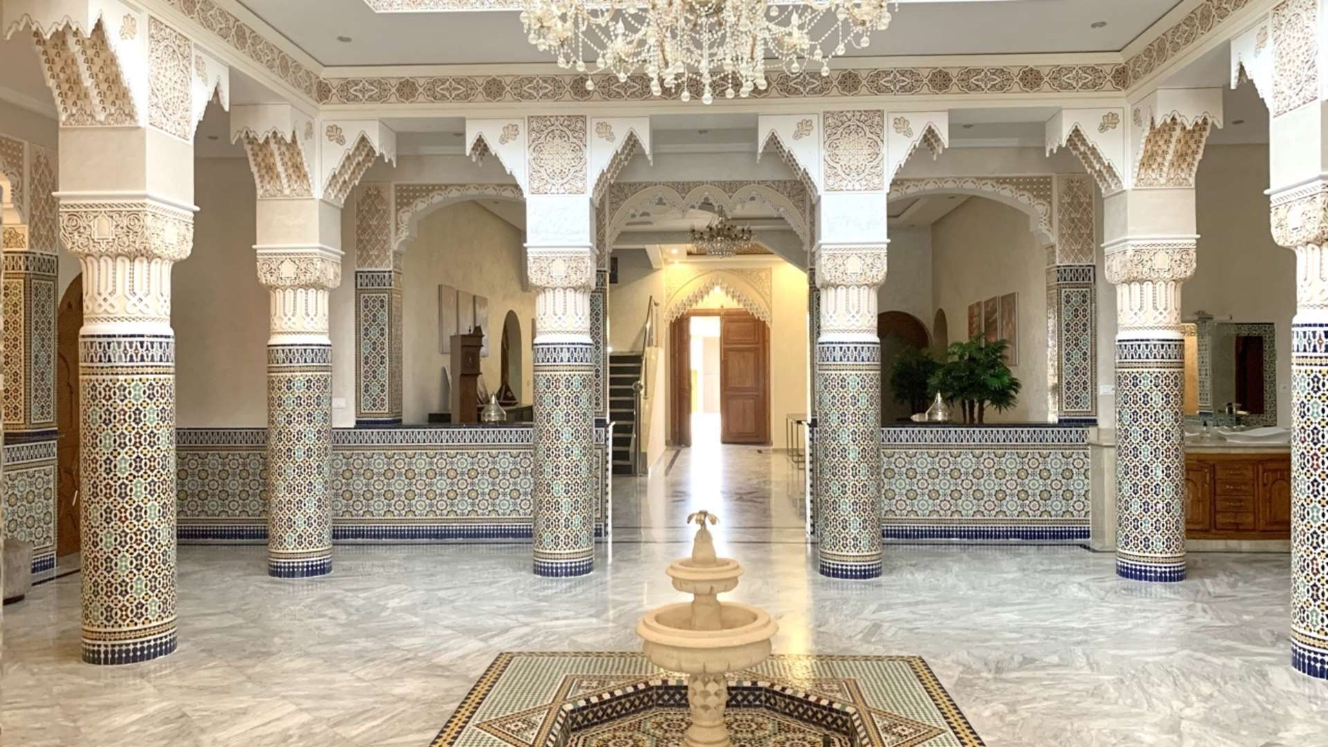 Location de vacances,Villa,Magnifique propriété privée de 7 suites à 15 min. du centre de Marrakech,Marrakech,Route de Fès