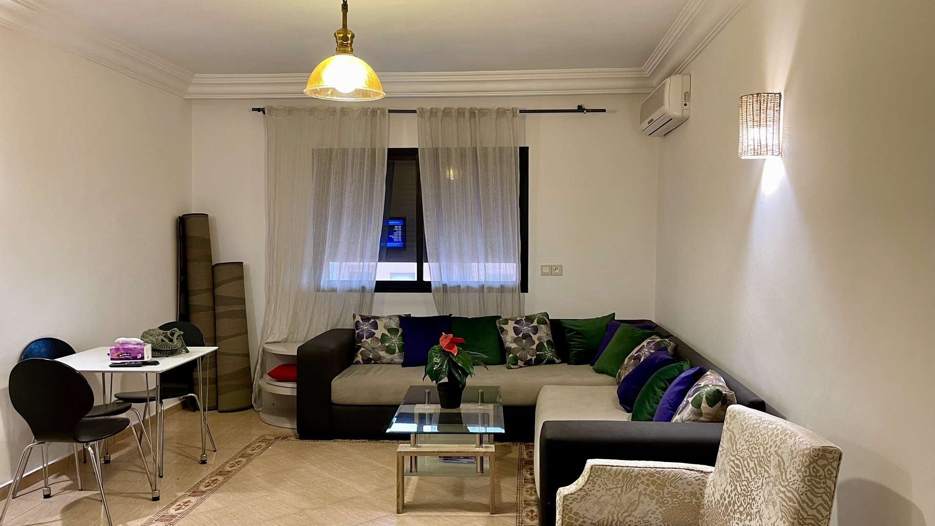 Location longue durée ,Appartement,Magnifique Appartement Meublé  2ch salon 80M2 refait à neuf à Hay Al Izdihar,Marrakech,Hay Izdihar