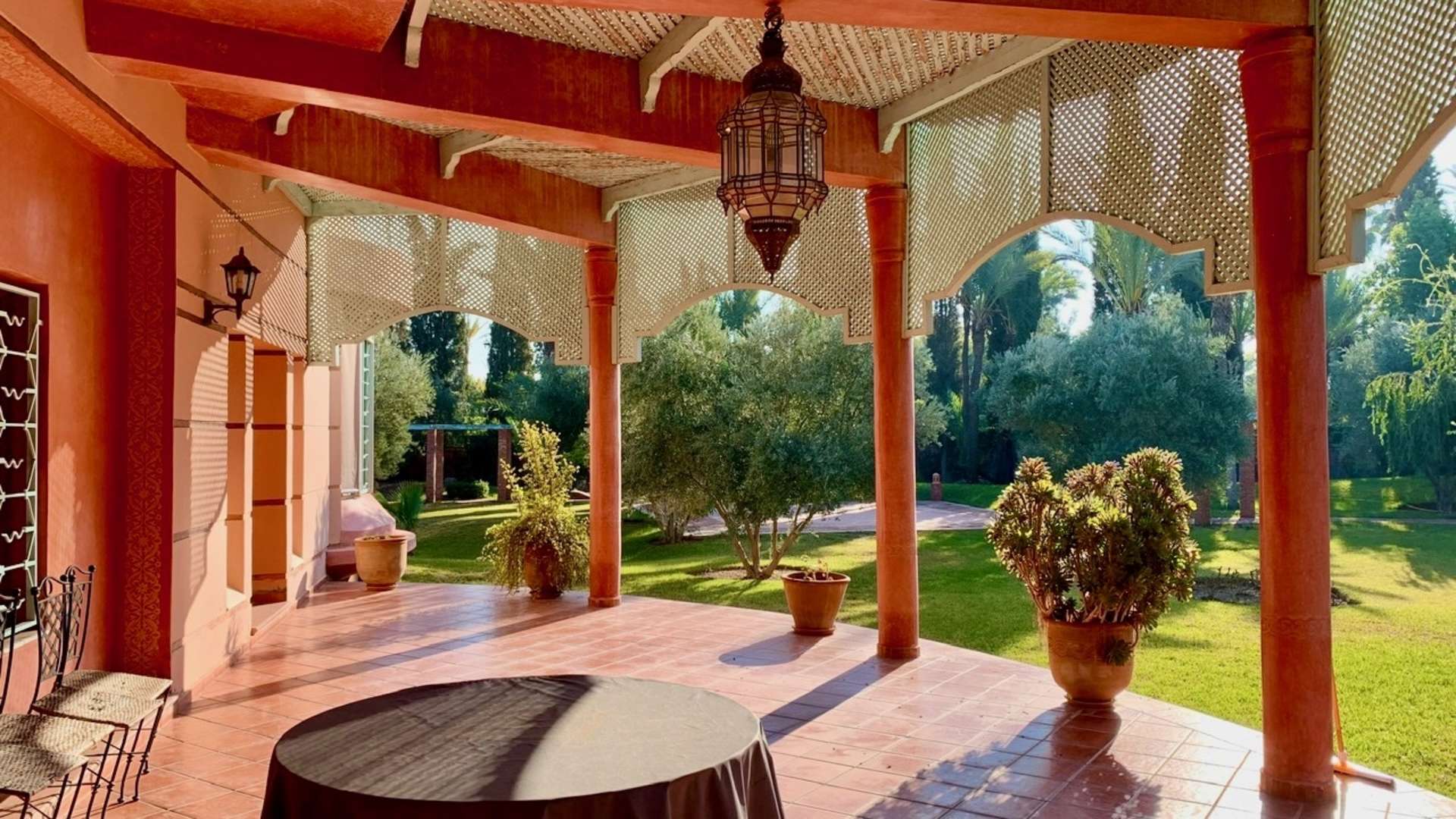 Vente,Villa,Bienvenue dans l'élégance intemporelle de cette propriété rare, nichée au cœur du quartier le plus luxueux de la Palmeraie de Marrakech,Marrakech,Palmeraie