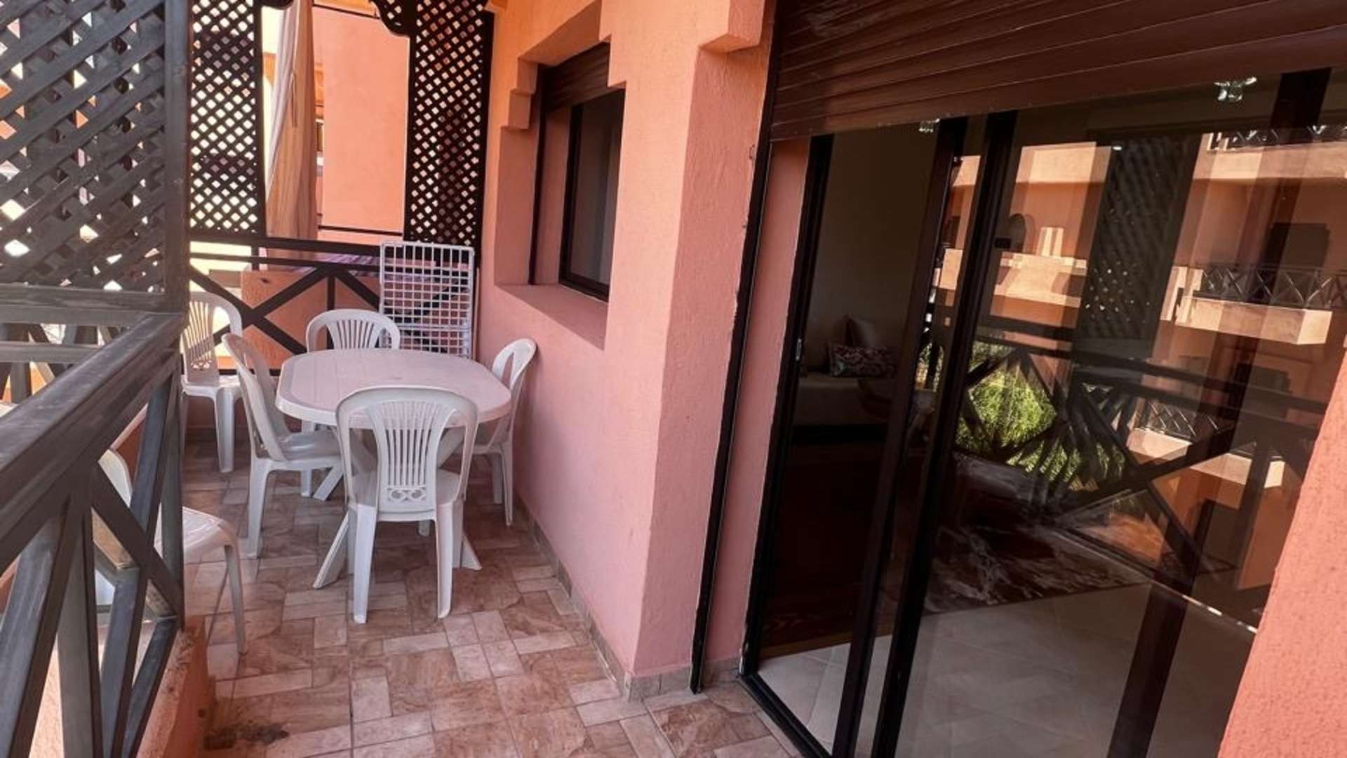 Location longue durée ,Appartement,À Louer : Appartement de 1 Chambre avec Salon et Terrasse dans Résidence Sécurisée avec Piscine,Marrakech,Palmeraie