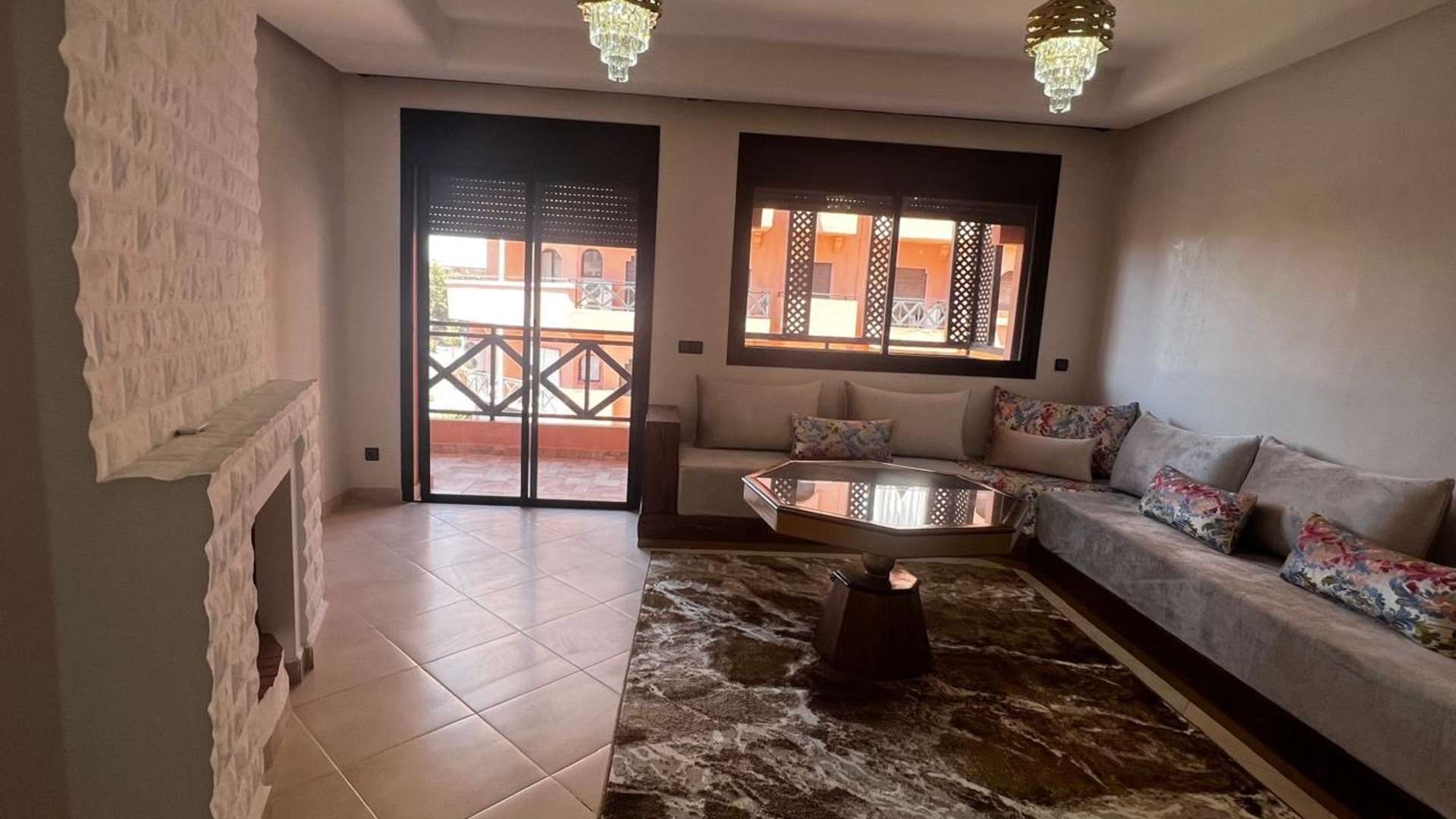 Location longue durée ,Appartement,À Louer : Appartement de 1 Chambre avec Salon et Terrasse dans Résidence Sécurisée avec Piscine,Marrakech,Palmeraie