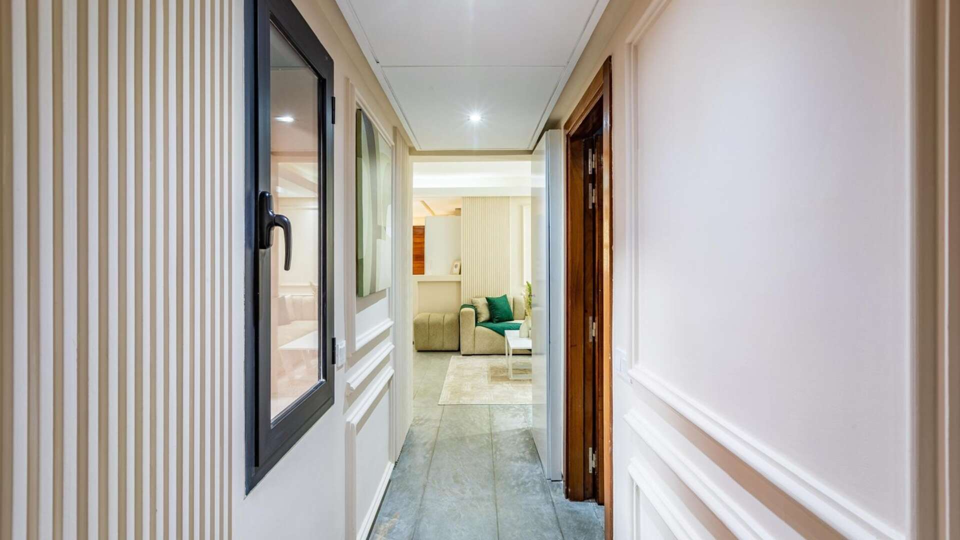 Vente,Appartement,À Vendre – Élégant appartement rénové avec grande terrasse et parking titré,Marrakech,Guéliz