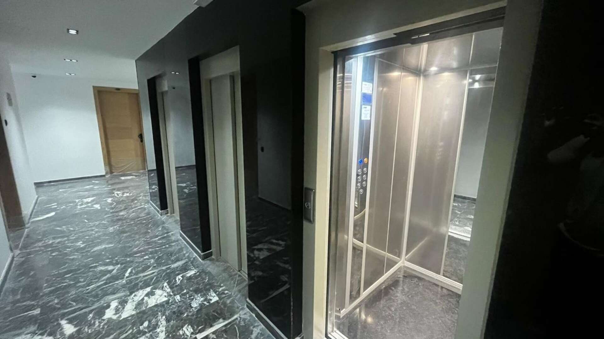 Location longue durée ,Bureaux & Commerces,Plateau de bureau Neuf 65m2 en plein centre de Guéliz à Marrakech ,Marrakech,Guéliz