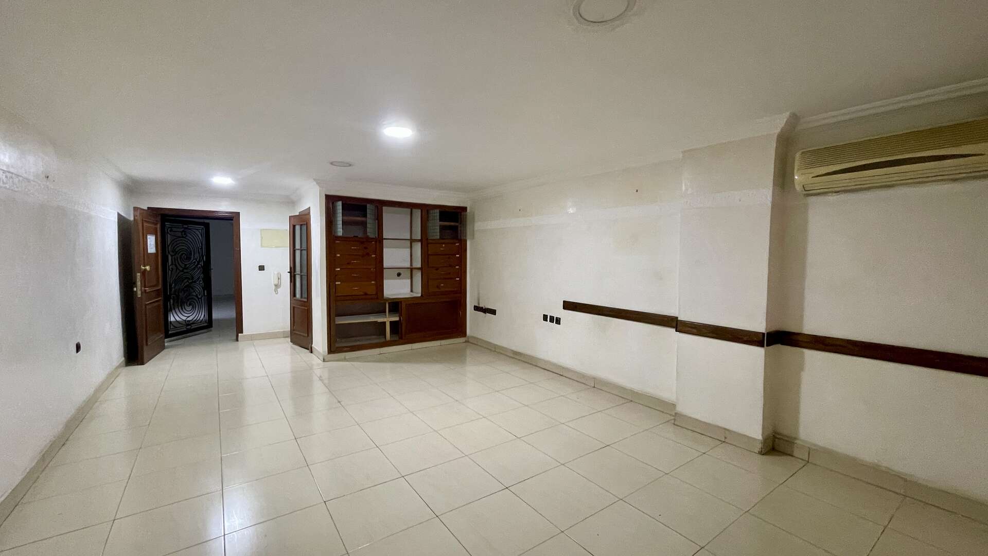 Vente,Bureaux & Commerces,Bureau à vendre – Emplacement stratégique à Guéliz, Marrakech,Marrakech,Guéliz