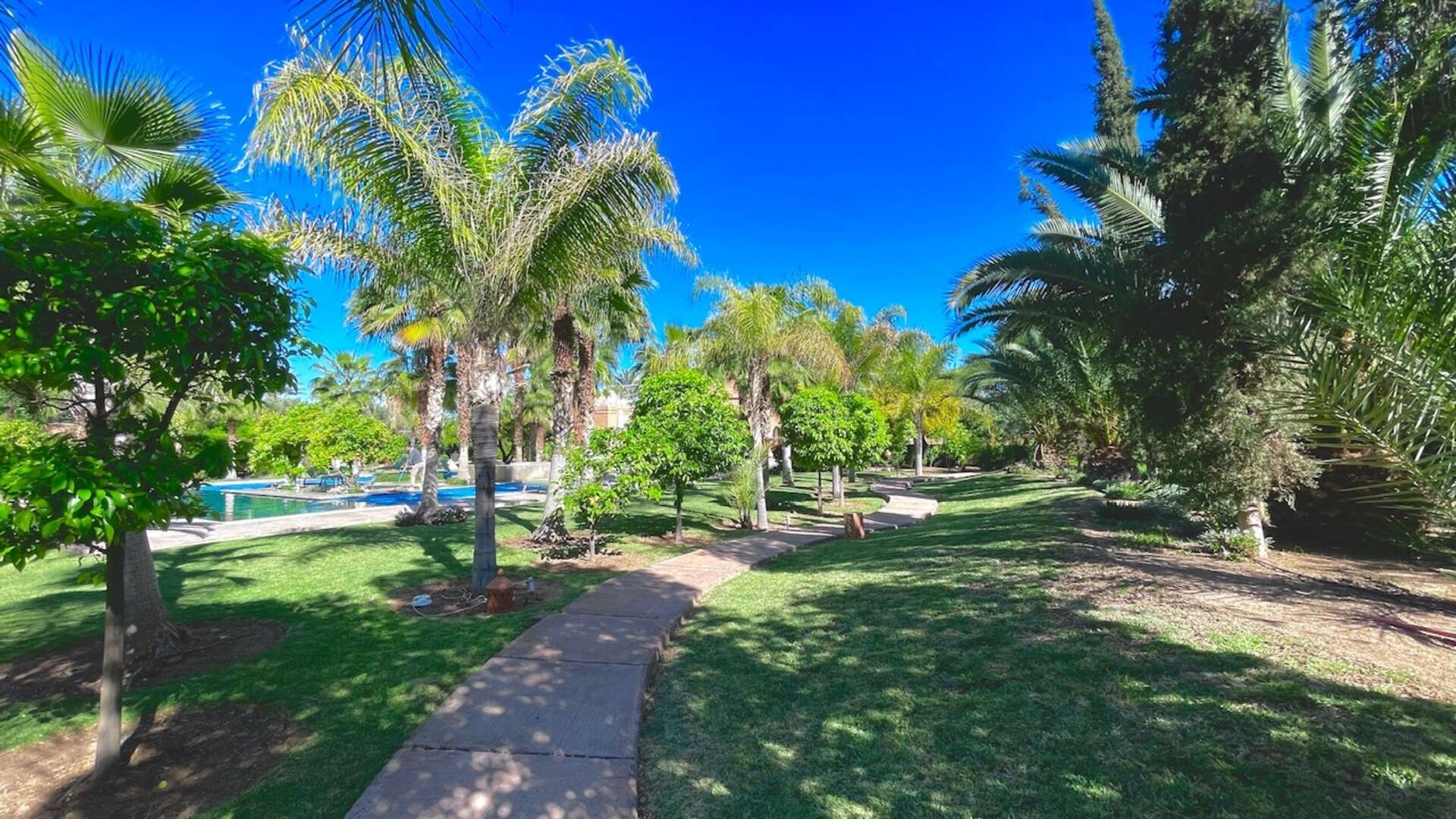 Location de vacances,Villa,Propriété privée de 6 suites avec piscine chauffée sur 1 hectare de jardin ,Marrakech,Bab Atlas