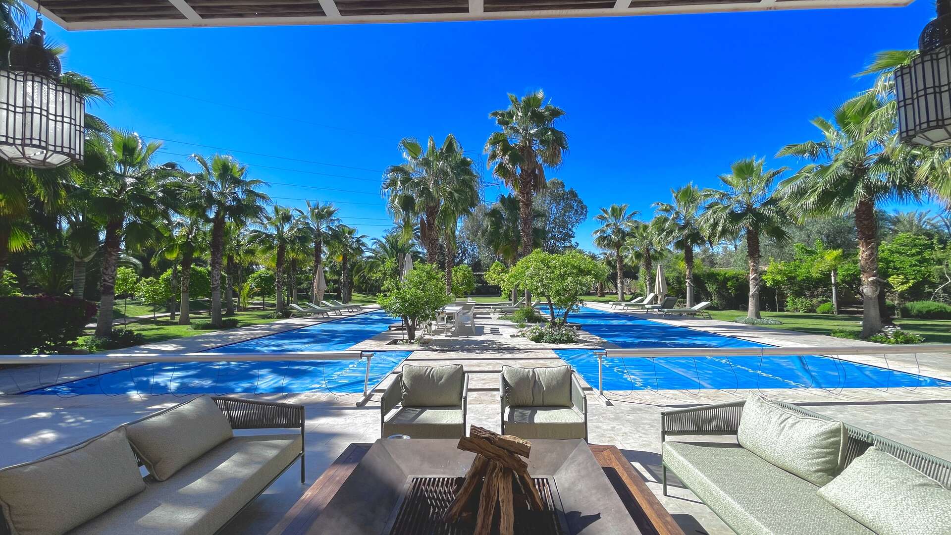Location de vacances,Villa,Propriété privée de 6 suites avec piscine chauffée sur 1 hectare de jardin ,Marrakech,Bab Atlas