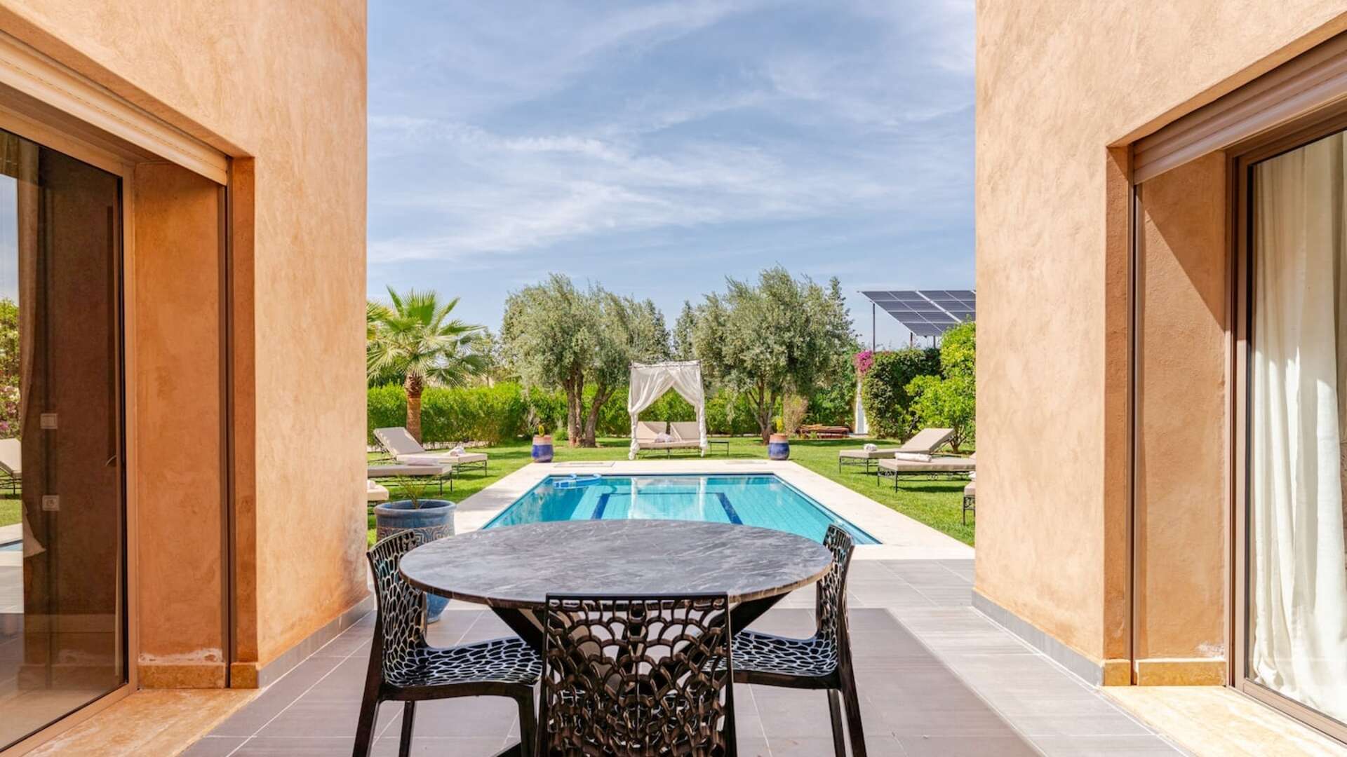 Location de vacances,Villa, Location villa SAFA Marrakech 3 chambres sans vis-à-vis  – Piscine privée & jardin 1250 m²,Marrakech,Route de Fès