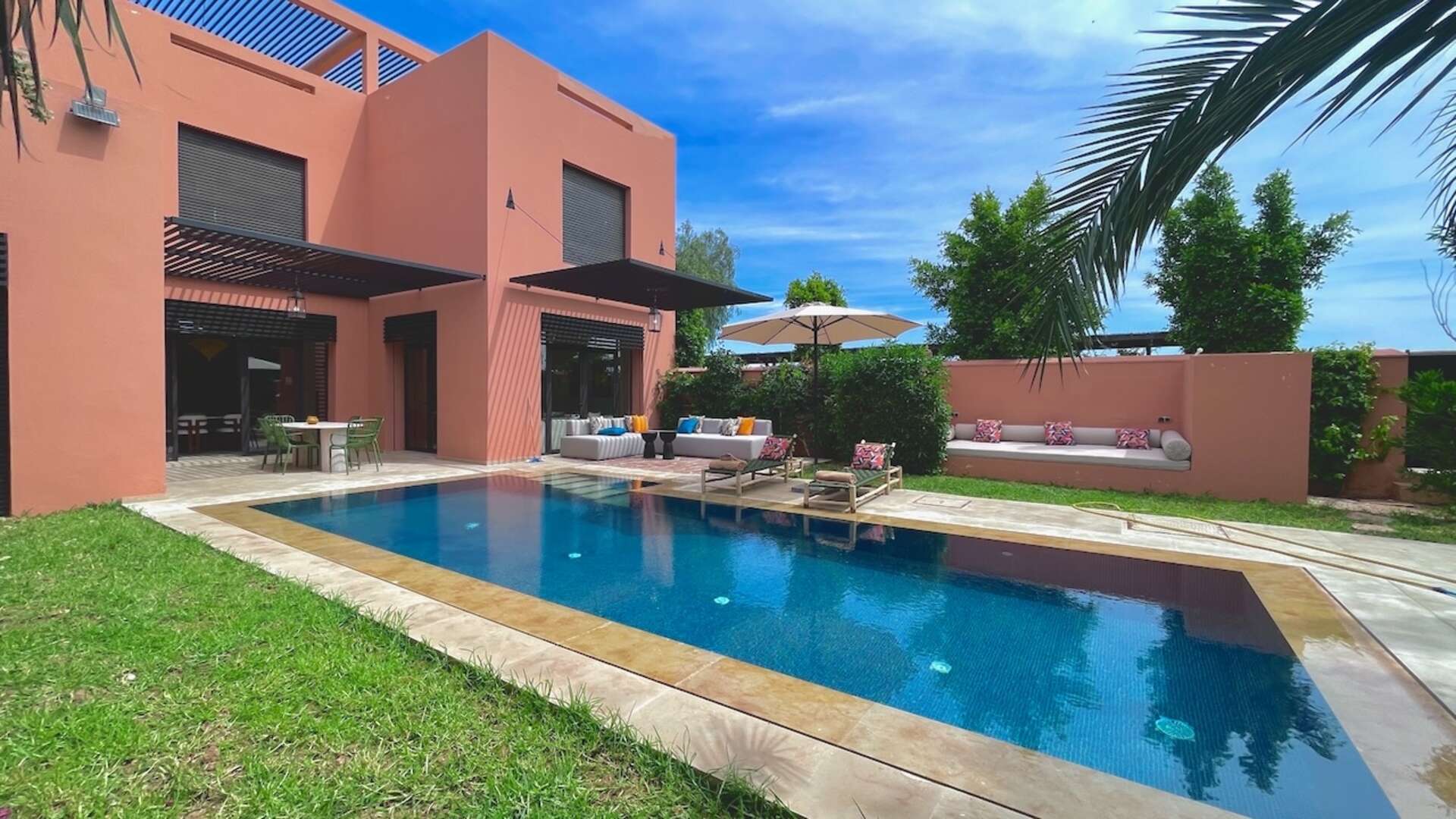 Location longue durée ,Villa,À louer en longue durée, magnifique riad contemporain situé au sein du prestigieux Al Maaden Golf à Marrakech,Marrakech,Golf Al Maaden