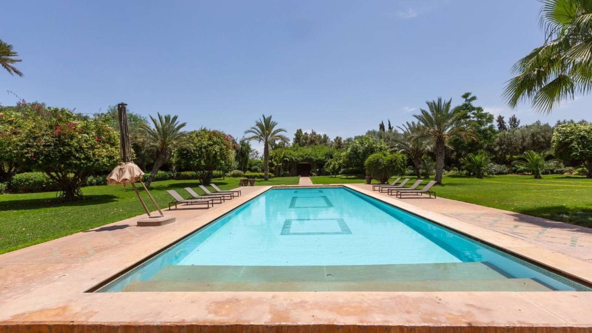 Vente,Villa,Propriété privée de 9 ch sur un parc de 6000 m2 à proximité des golfs à Marrakech,Marrakech,Palmeraie