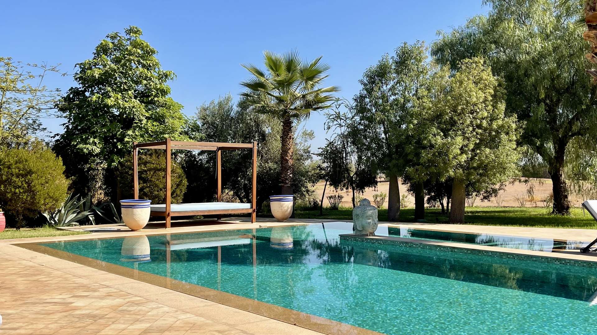 Location de vacances,Villa,Villa front de Golf avenue Mohamed VI Marrakech: Villa de luxe bien décorée et aménagée 4 suites avec services,Marrakech,Golf Prestigia