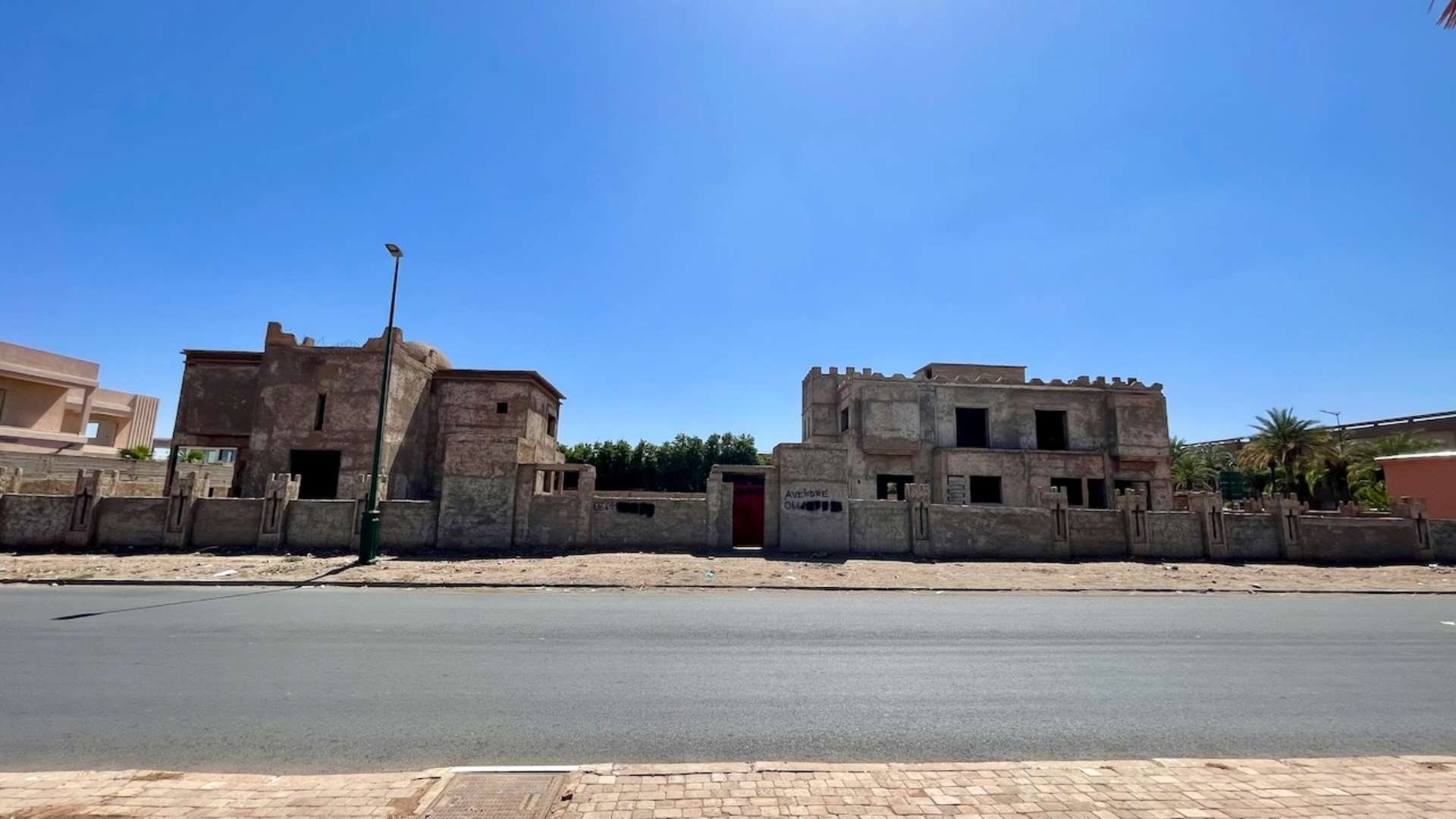 Vente,Villa,3 villas semi-finies à vendre dans le quartier Agdal à Marrakech,Marrakech,Agdal