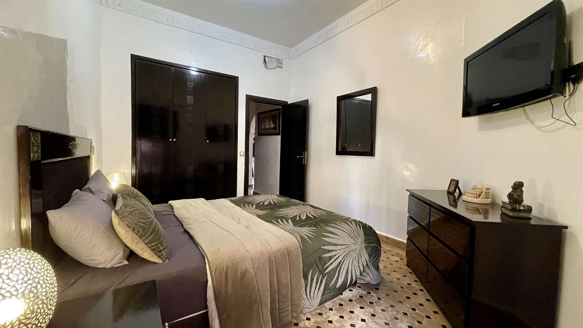 Location longue durée ,Appartement,Sublime Appartement rénové d'1 chambre salon avec terrasse Résidence avec piscine ,Marrakech,Belbekkar