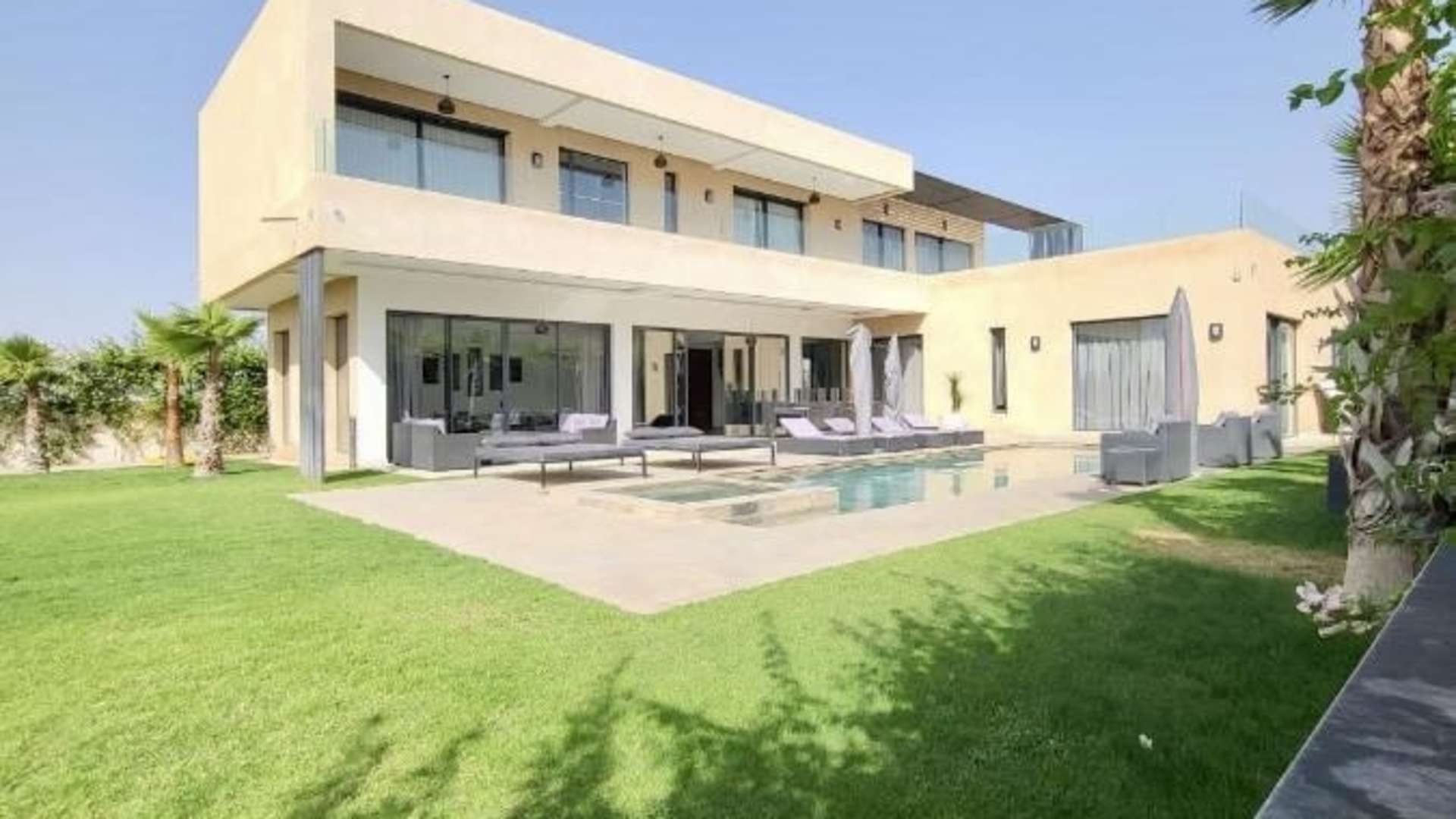 Location de vacances,Villa,Villa contemporaine de 5 suites avec piscine privée Route du barrage à Marrakech,Marrakech,Route Amizmiz